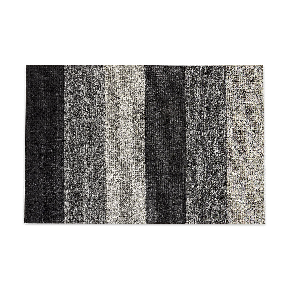 Chilewich Marbled Stripe Shag Floormat – Salt & Pepper