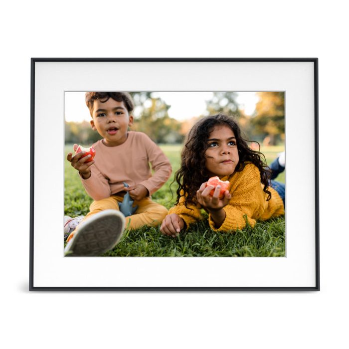 Aura Walden Digital Picture Frame – Black