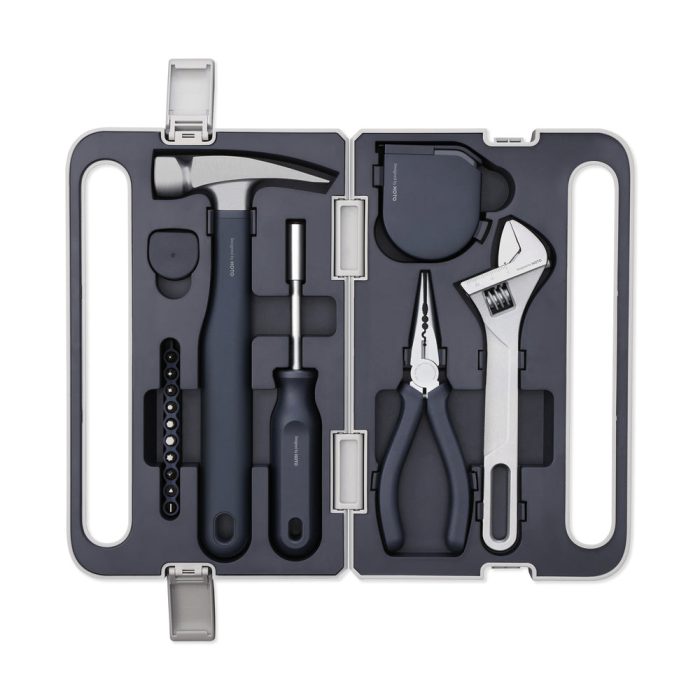 Hand Tool Set with Case – Set of 16