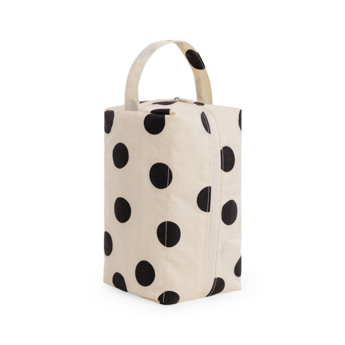 Baggu Recycled Nylon Dopp Kit – Cream/ Black Polka Dot
